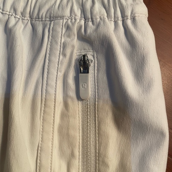 lululemon shorts - Picture 6 of 7